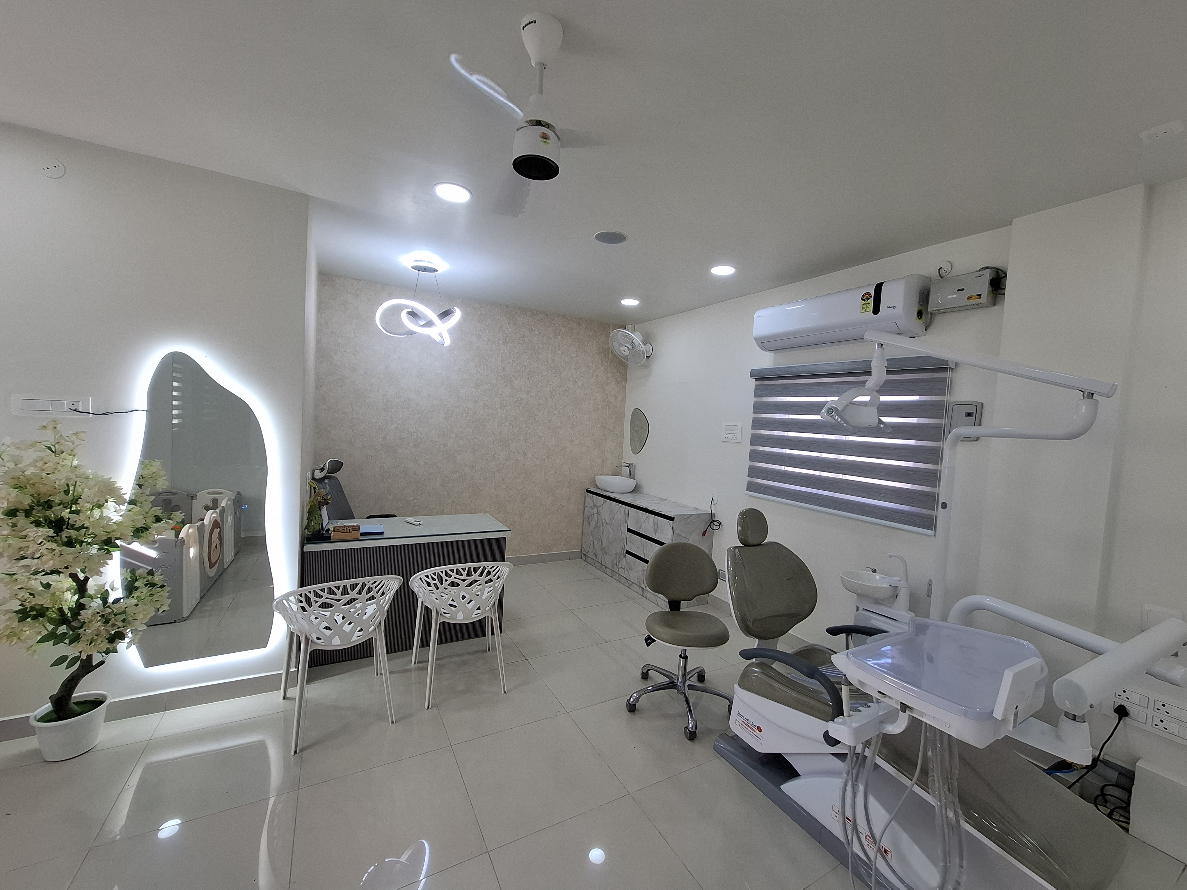 Gold's Dental Clinic